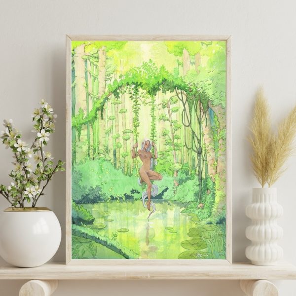 Une nymphe assise sur une balancelle végétale au dessus d'un bassin d'eau vert émeraude. L'œuvre est encadrée