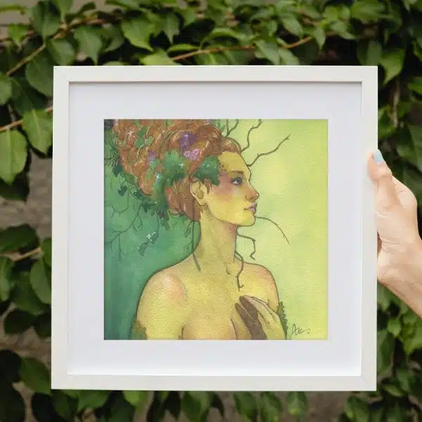 Dryade de printemps - aquarelle encadrée représentant un portrait de femme aux cheveux végétaux et à la peau mordorée