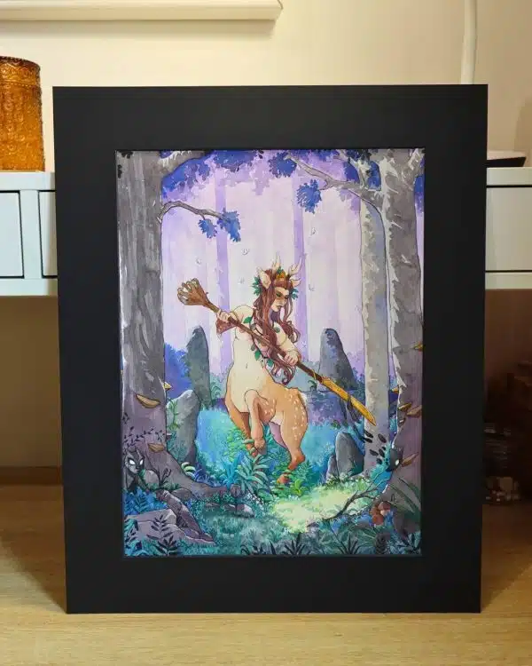 Une aquarelle représentant une nymphe au corps de biche dans une clairière, en train de chasser des gobelins