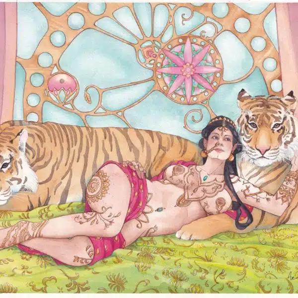 Une courtisane indienne à la peau couverte d'arabesques d'or est alanguie contre deux tigres sur une couverture verte brodée d'or. Derrière elle, un vitrail turquoise et rose de style art nouveau.