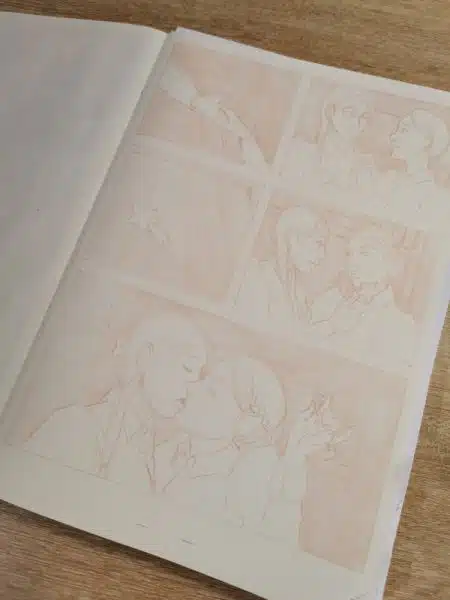 Une page de carnet divisée en cases de dessins préparatoires façon bande dessinée.